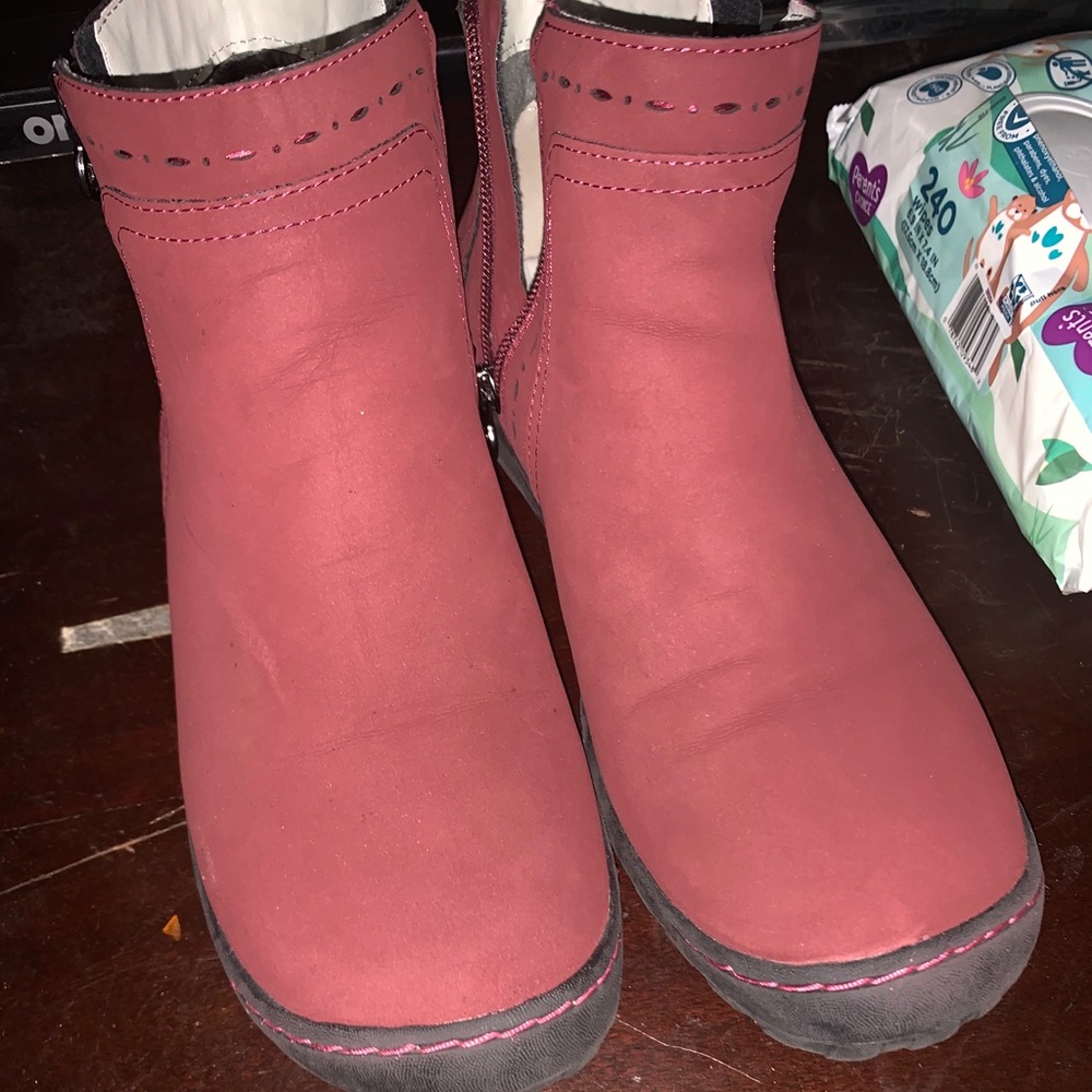 Jambu booties